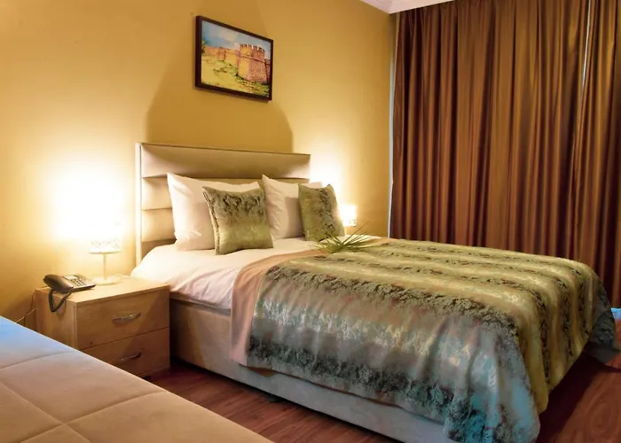 Πανσιόν Golden Palms & Cafe Αμμόχωστος