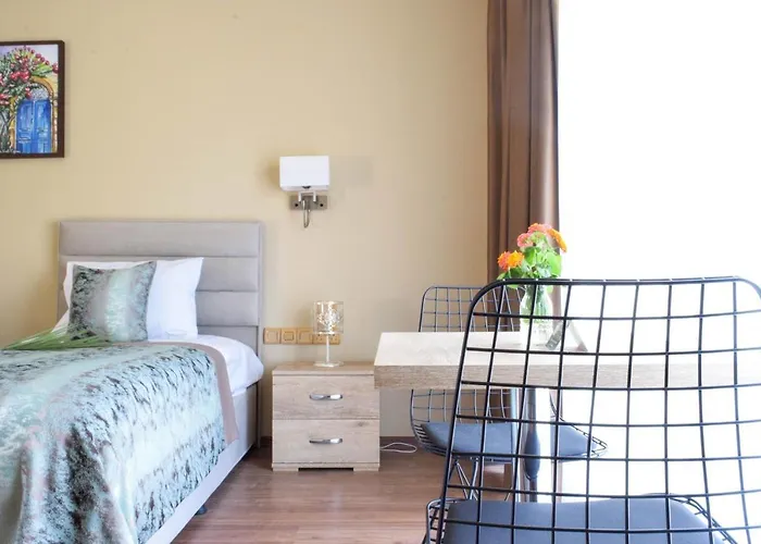 Golden Palms & Cafe Pensjonat Famagusta (Northern Cyprus)